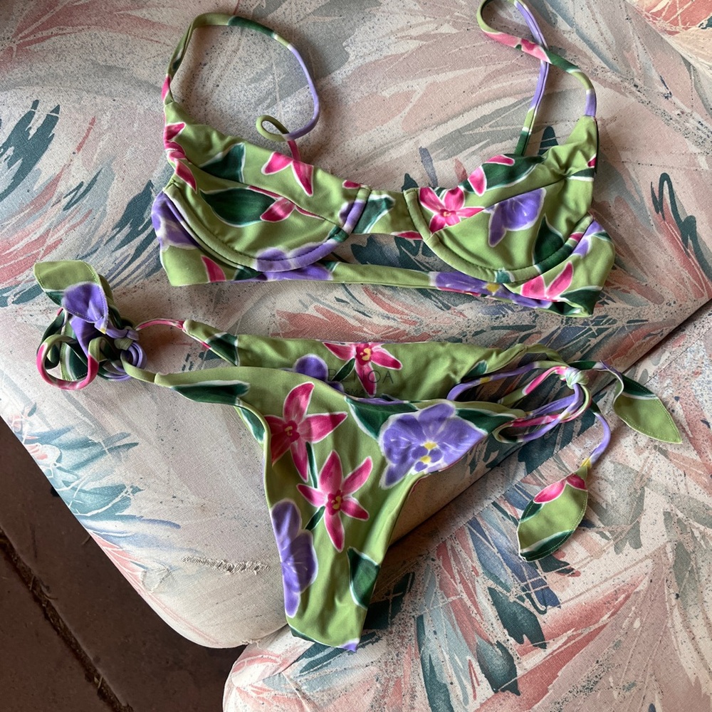 Benoa Swim Green Floral Bikini